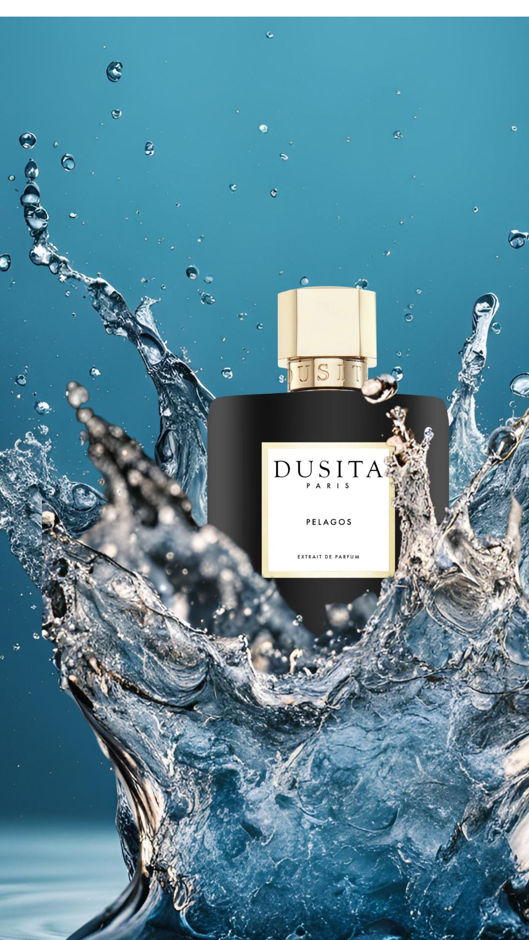 Parfumflakon Pelagos von Dusita mit schwarzem Körper und goldenem Deckel, umgeben von Wasserspritzern und Tropfen vor blauem Hintergrund